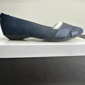 Anne Klein Oalise Flat